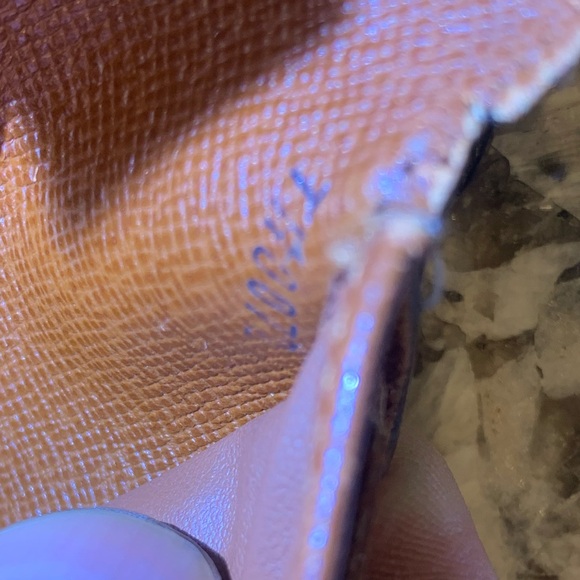 Louis Vuitton checkbook trifold wallet - Picture 12 of 15